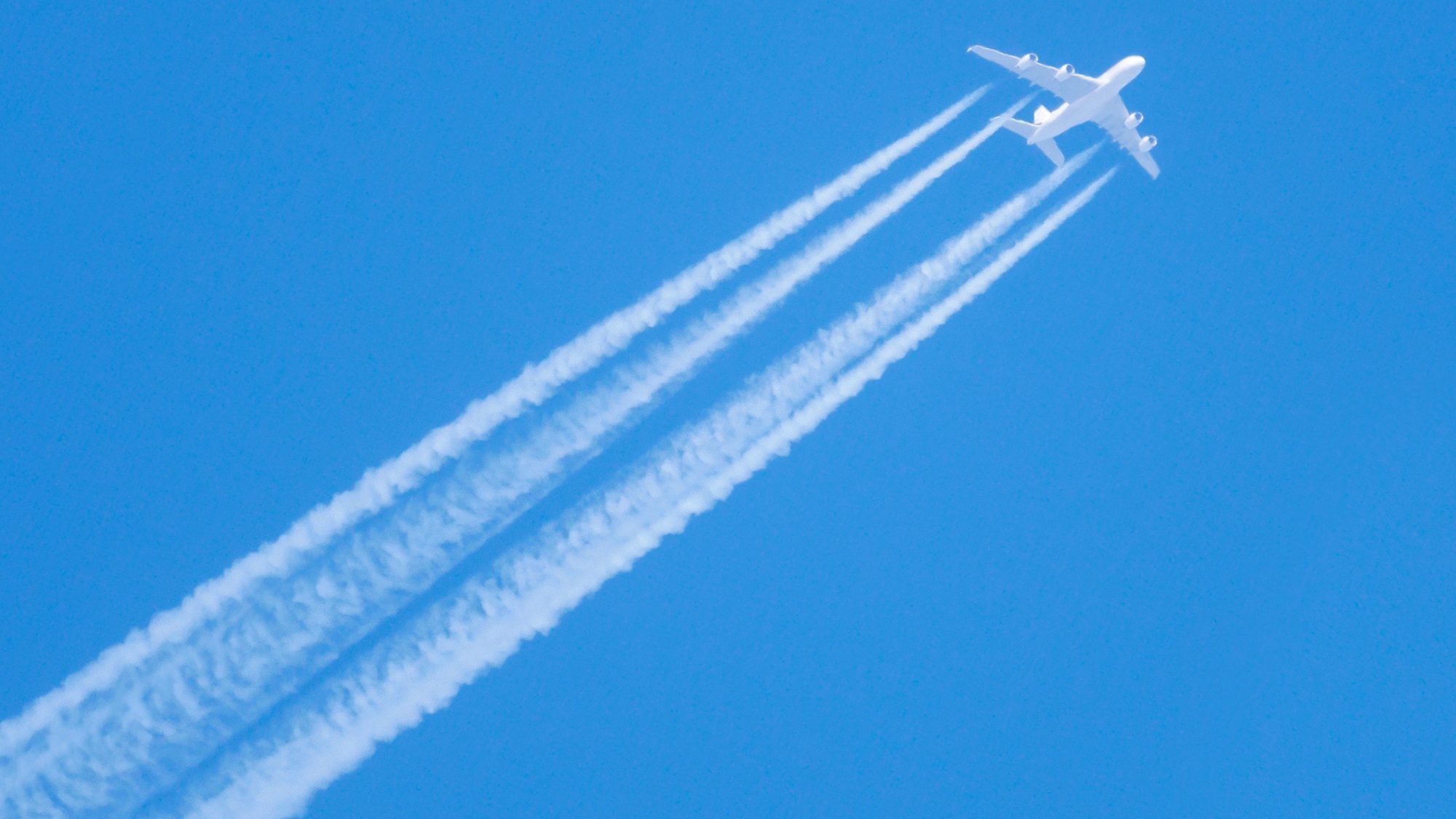 Trainée de condensation avion