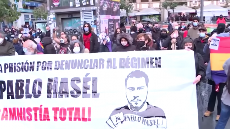 Pablo Hasél, le rappeur devenu symbole de la liberté d'expression en Espagne