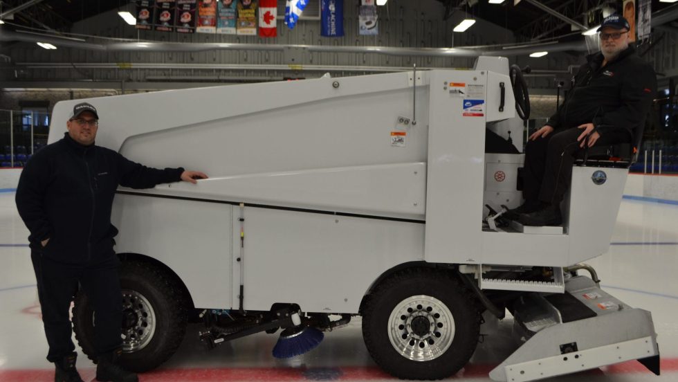 Lachine s’équipe d’une nouvelle Zamboni électrique