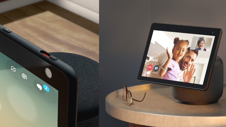Il est possible de bloquer la caméra grâce à un loquet que l’on active manuellement. Echo Show 10 caméra appel vidéo