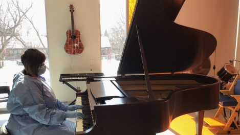 Piano et musicothérapeute
