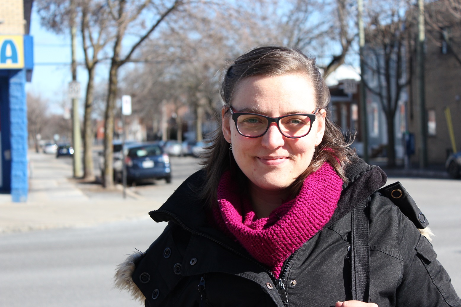 C'est bien Viviane Caron.