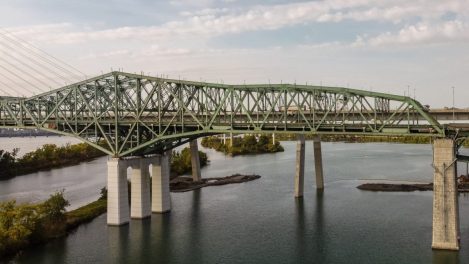 Vieux pont Champlain