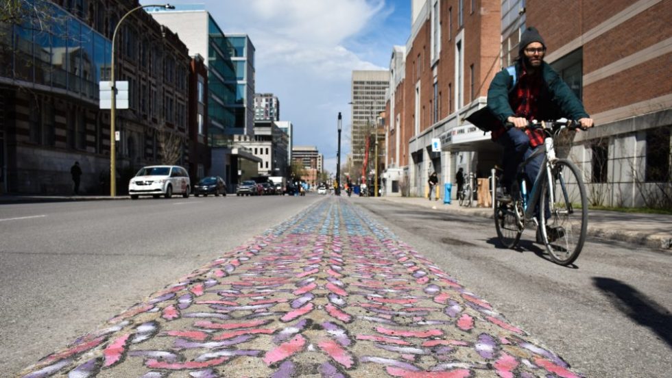 Quand pistes cyclables et art urbain se rencontrent