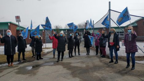 Le personnel de soutien scolaire de la Pointe-de-l’Île en grève le 4 mai