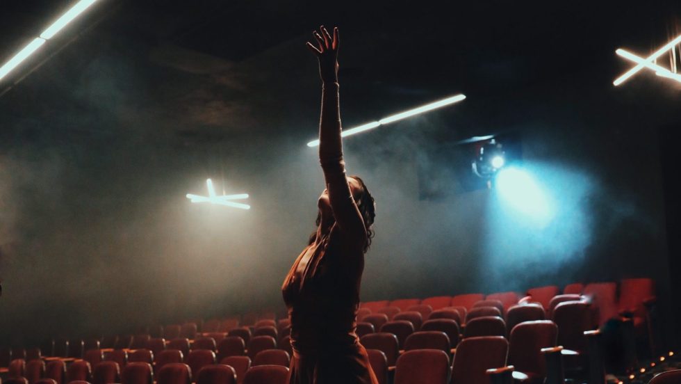 Québec renouvelle une aide de 5M$ pour des spectacles en distanciation physique