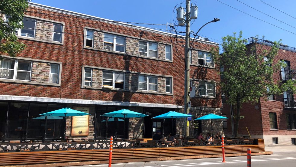 Les restaurateurs recevront de l'aide de l'arrondissement pour l'été