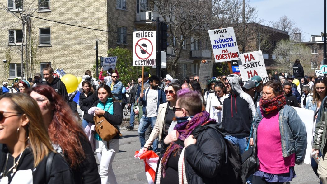 Manifestation contre les mesures sanitaires à Montréal