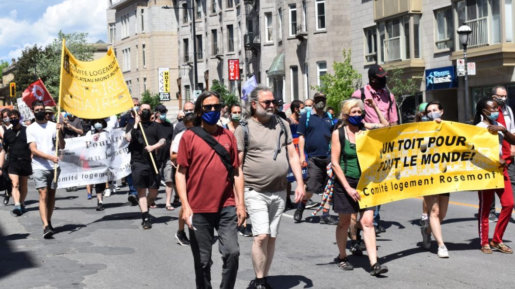 Manifestation à Montréal pour un registre des loyers