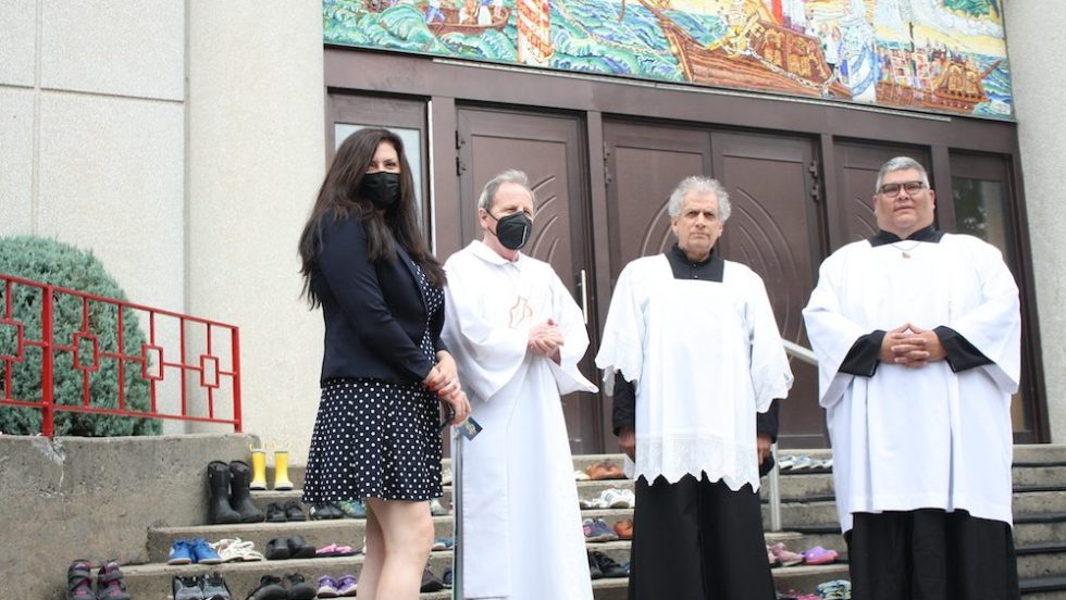 don chaussures enfants autochtones