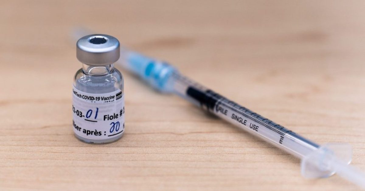 vaccin le quebec bien prepare mais la deuxieme dose essentielle