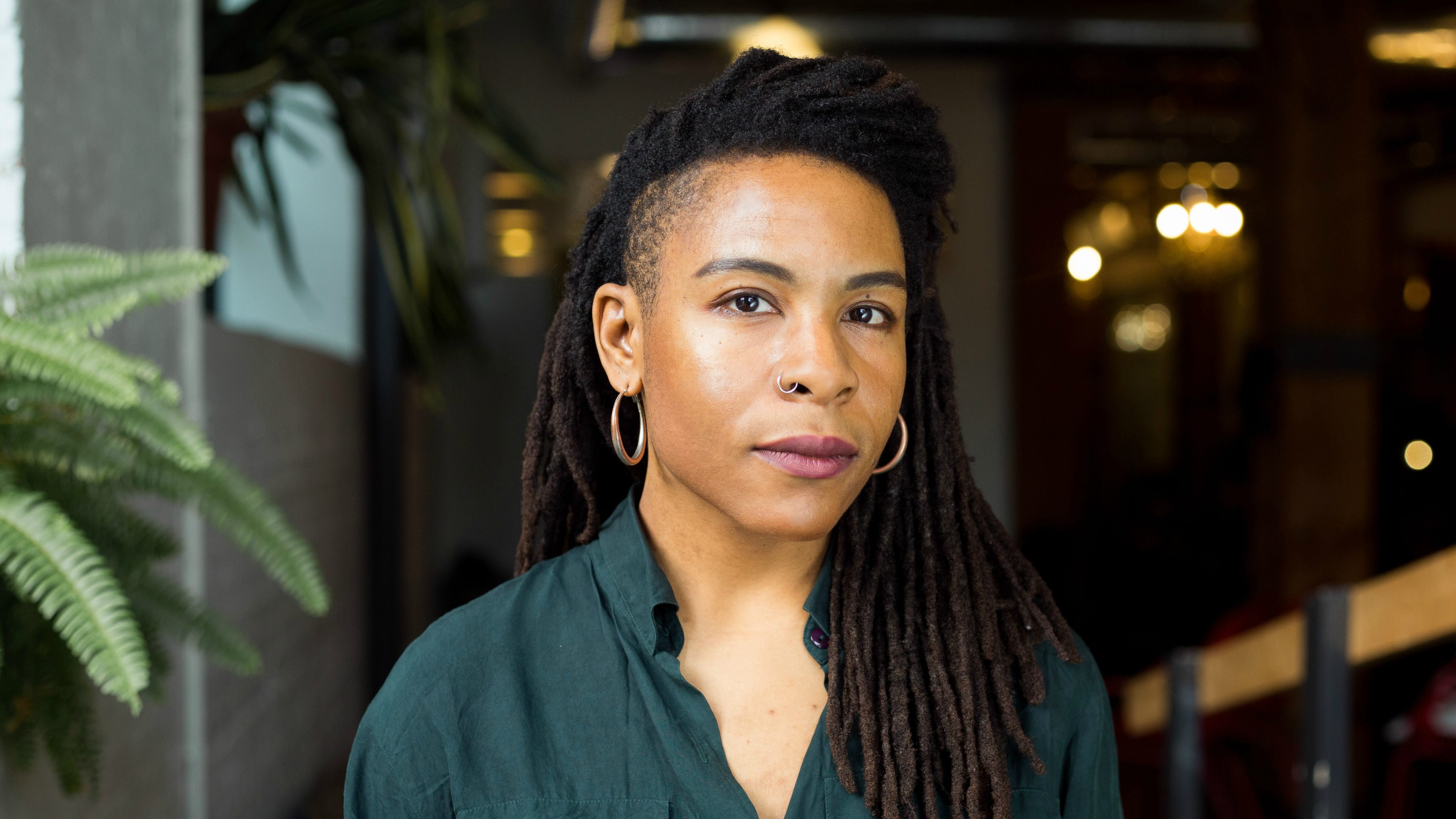 Valérie Bah signe Les enragé.e.s