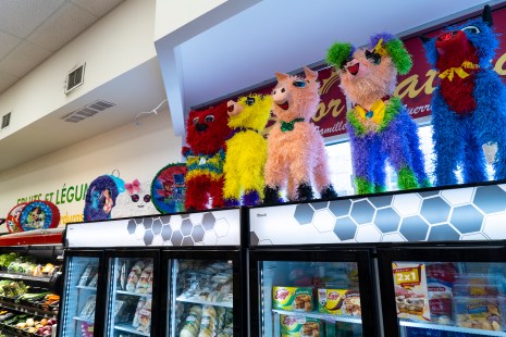 L'&eacute;picerie Sabor Latino, sur la Plaza Saint-Hubert.