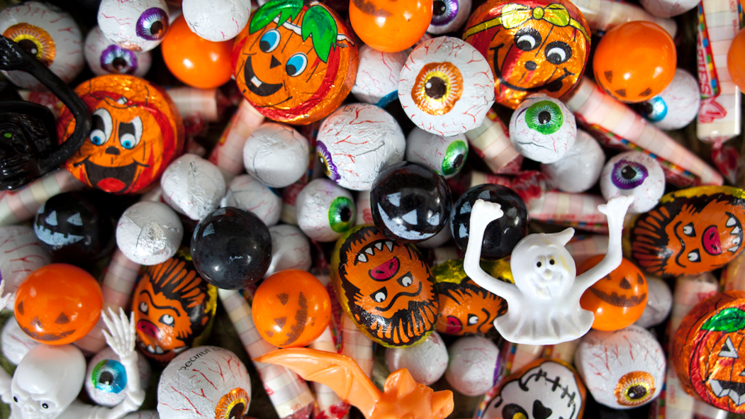 Quels bonbons d'Halloween vous font retomber en enfance?