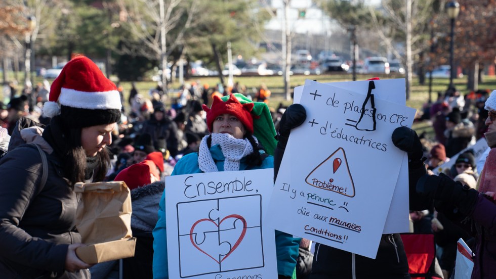 Manifestation d'éducatrices en CPE