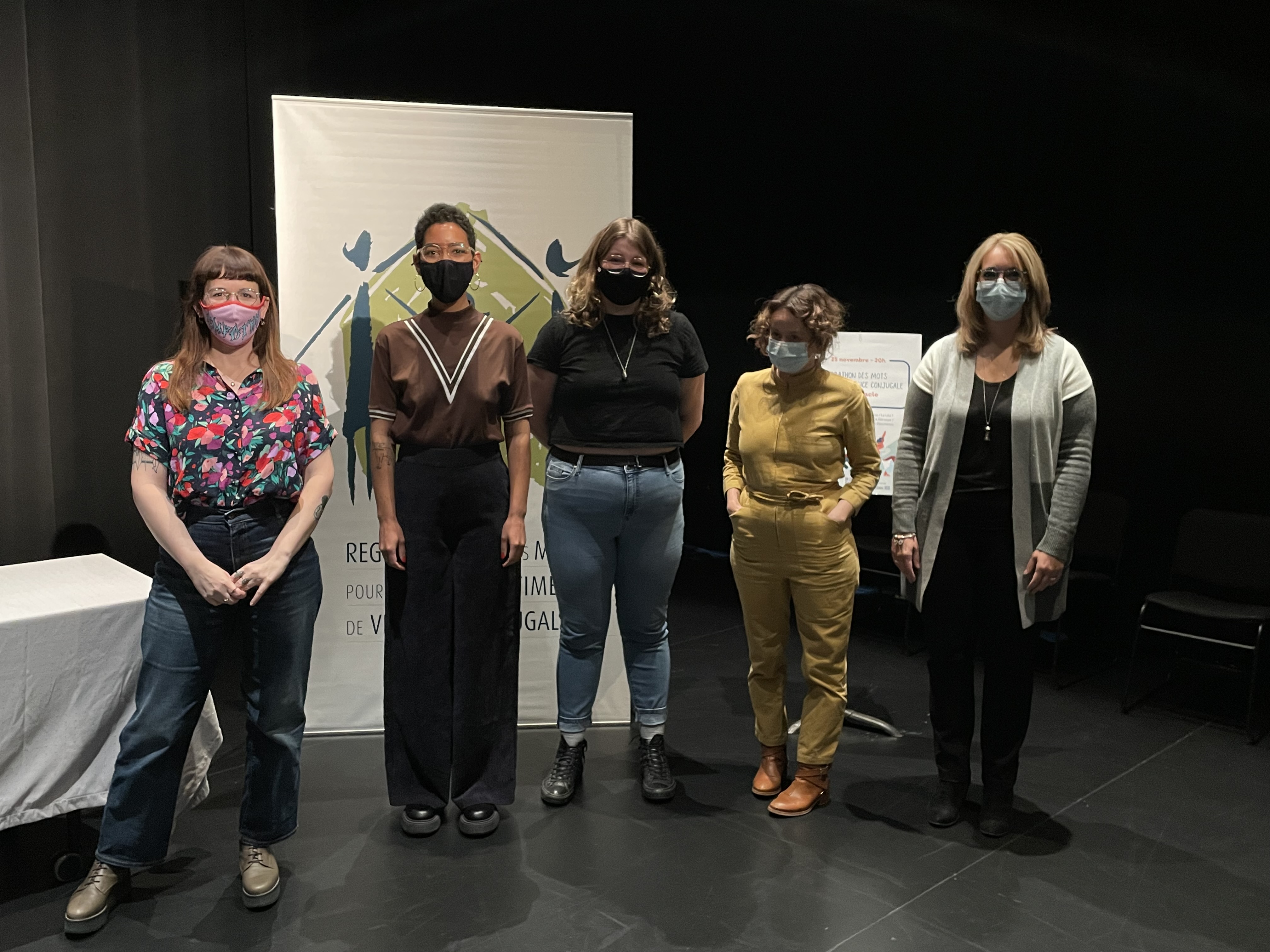 (de gauche à droite) Catherine Ethier, Marilou Craft, Coco Bélliveau, Rébecca Déraspe et Chantal Arsenault.