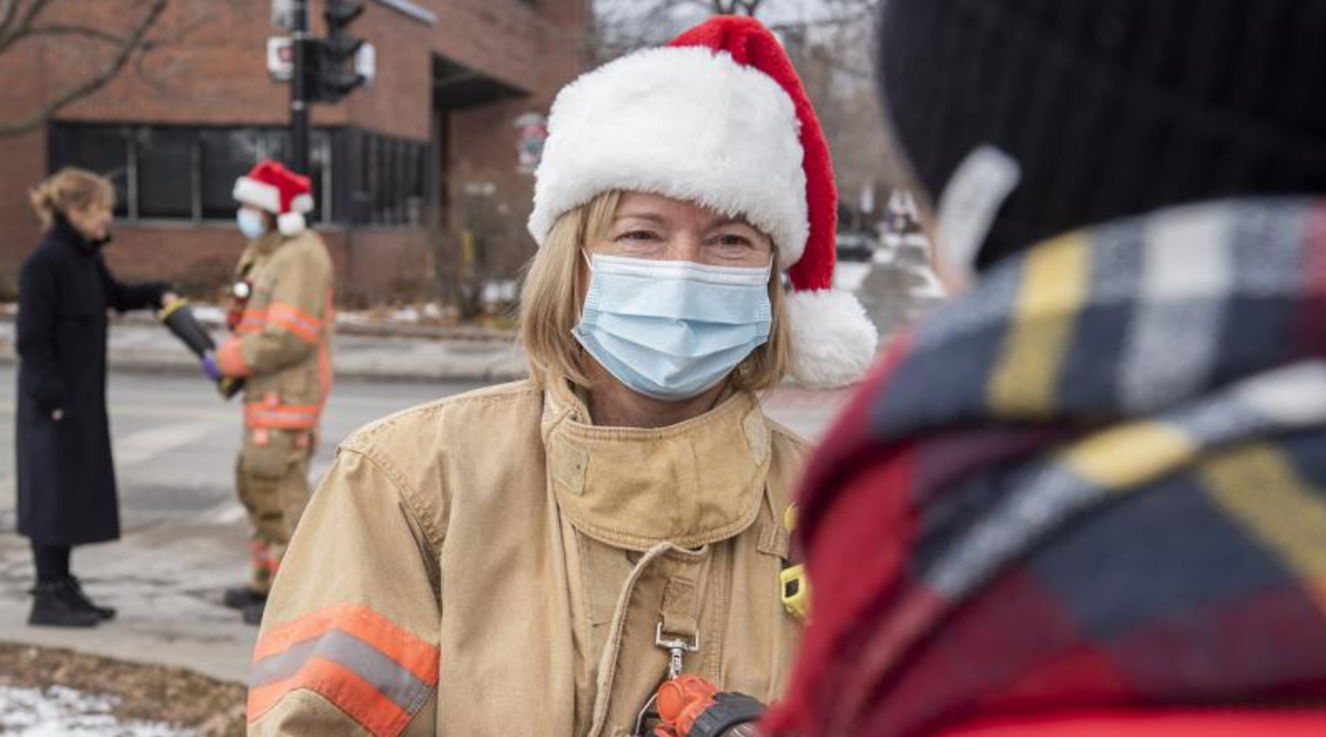 Campagne des paniers de Noël des pompiers