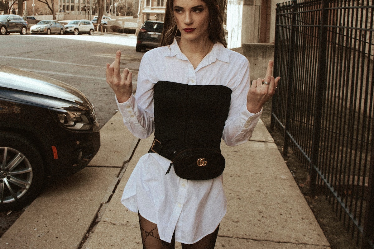 Le corset est de nouveau tendance.