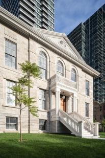 La fa&ccedil;ade de la Maison Louis-Hippolyte-La Fontaine.