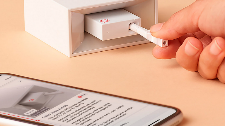 Cue Health technologie allure furutiste