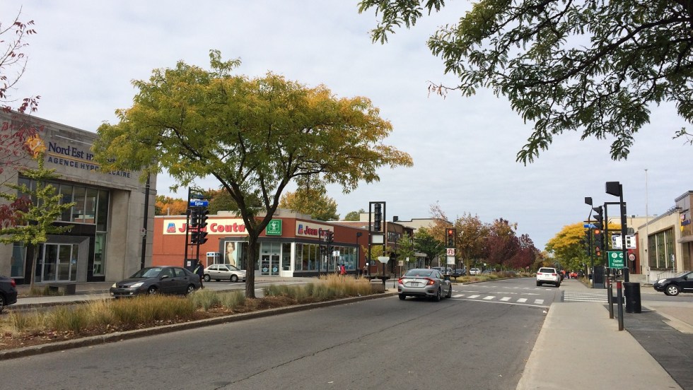 Le boulevard Décarie à Saint-Laurent