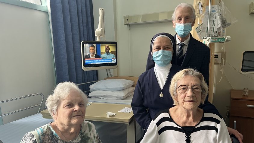 Huguette Saint-Pierre, Jeannine Delisle, sœur Martine Côté et Raymond Paquin.