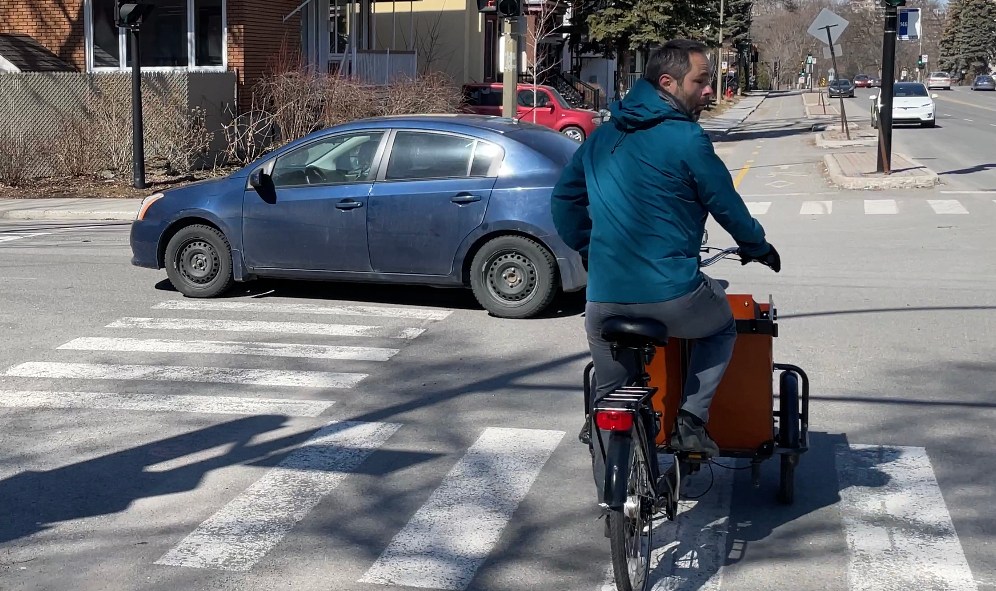 Plus de protection aux intersections pour les cyclistes à Ahuntsic-Cartierville