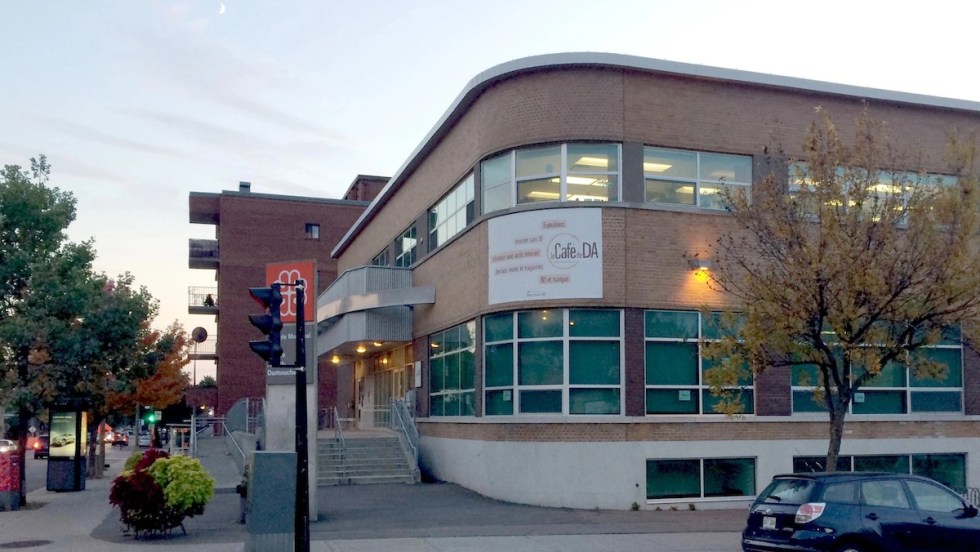 La Maison de la culture d'Ahuntsic-Cartierville.