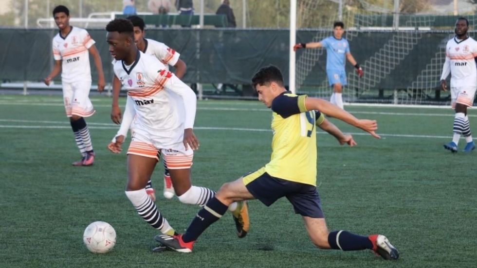 Les clubs de troisième division comme le CS Saint-Laurent sont concernés.