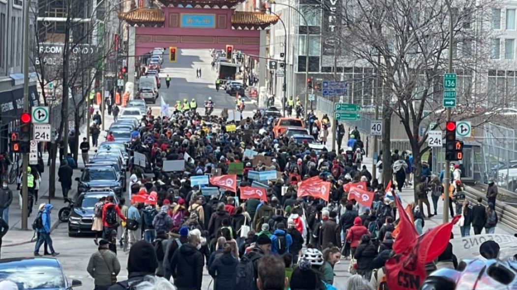 Plusieurs centaines de manifestants pour le climat à Montréal