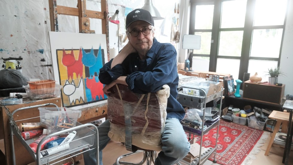 Gérard Dansereau a élu domicile dans Ahuntsic, où il a installé son atelier de graphiste-peintre.
