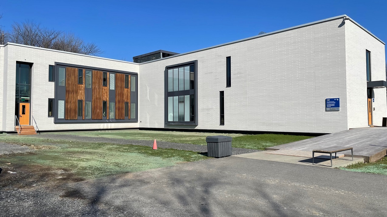 Un des deux bâtiments du campus Batshaw de Beaconsfield