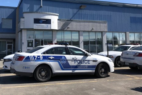 Auto-patrouille du poste de quartier 7.