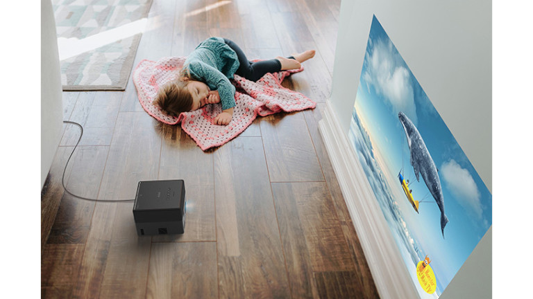 Projecteur Epson epiqvision ef12