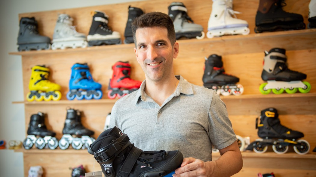 David Mascolo, cofondateur de Solo Inline, l'unique boutique consacrée au patin à roues alignées au Québec