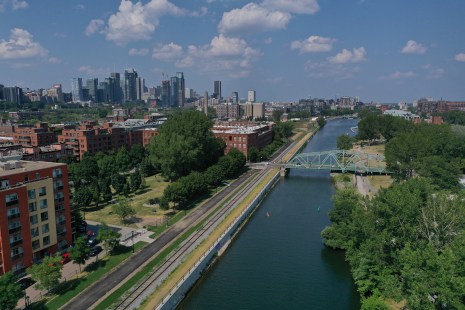 Le canal de Lachine, dans les secteurs de Pointe-St-Charles et Saint-Henri