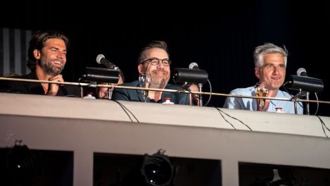 Les gars de La soirée est (encore) jeune se sont fait roaster à Juste pour rire, le jeudi 21 juillet 2022