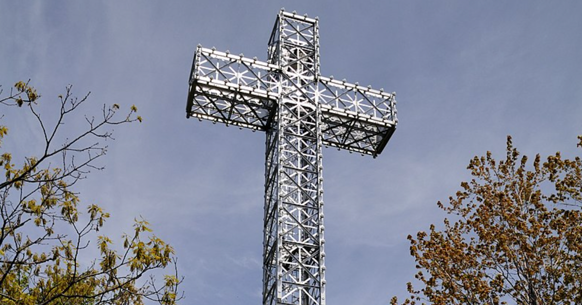 Pourquoi y atil une croix sur le mont Royal? Et pourquoi les mères