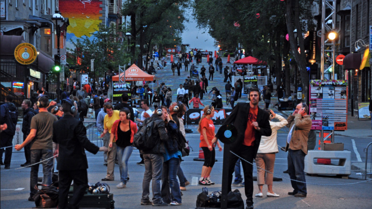 La rue Saint-Denis.