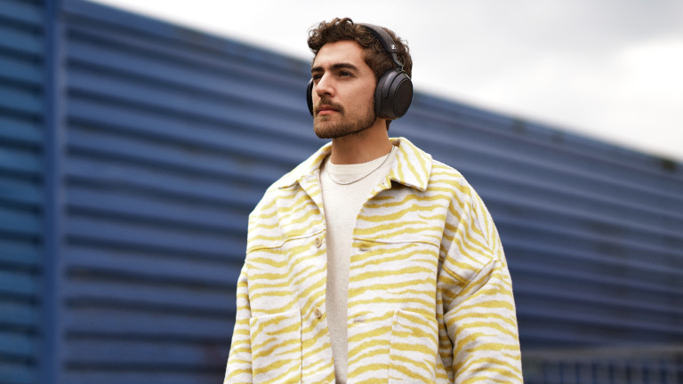 Les Momentum 4 ont beau être munis d'une technologie ANC, celle-ci est loin de nous plonger dans une bulle hermétique. Momentum 4 Sennheiser ANC