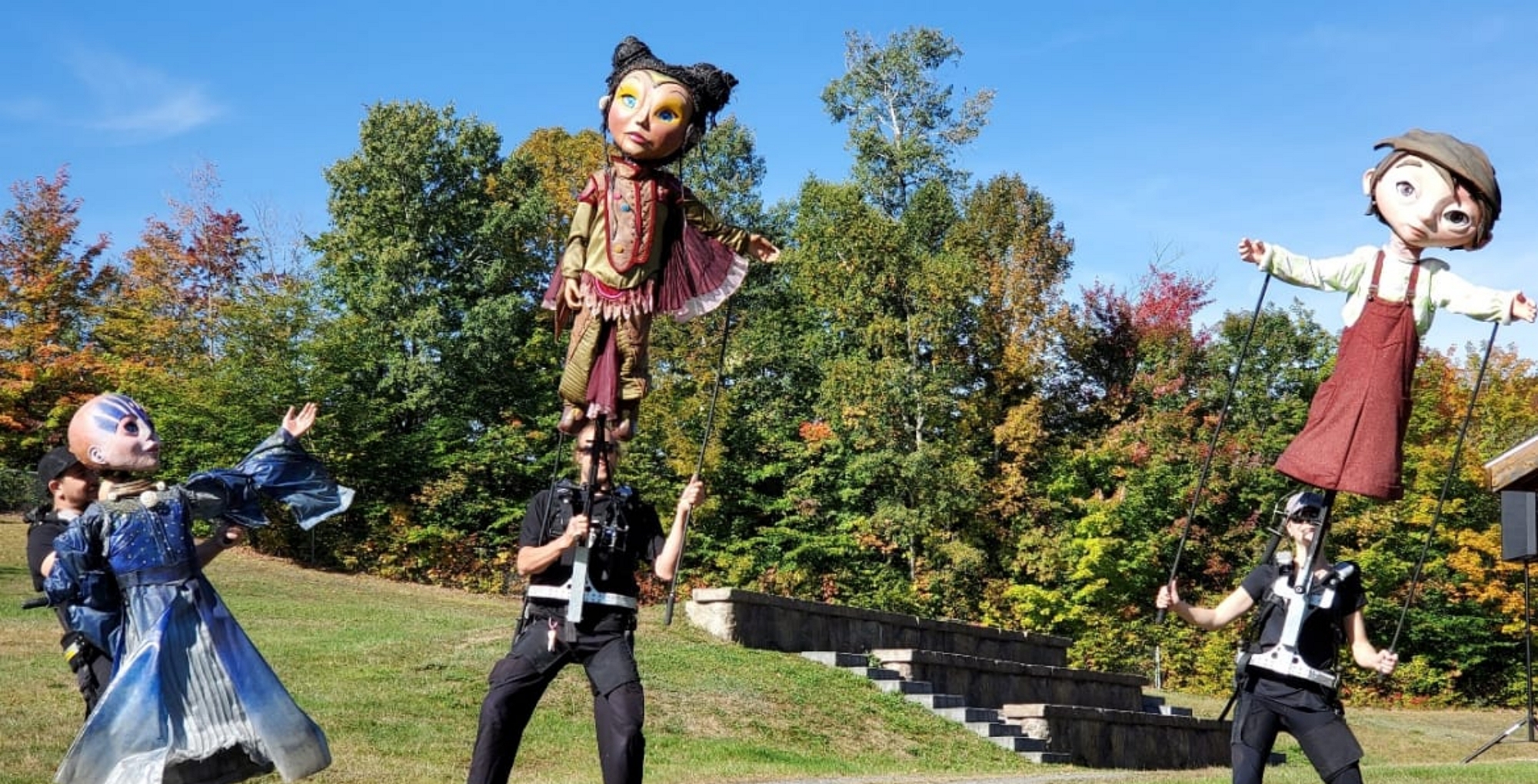 La promenade des géantes Théâtre de la Dame de Coeur