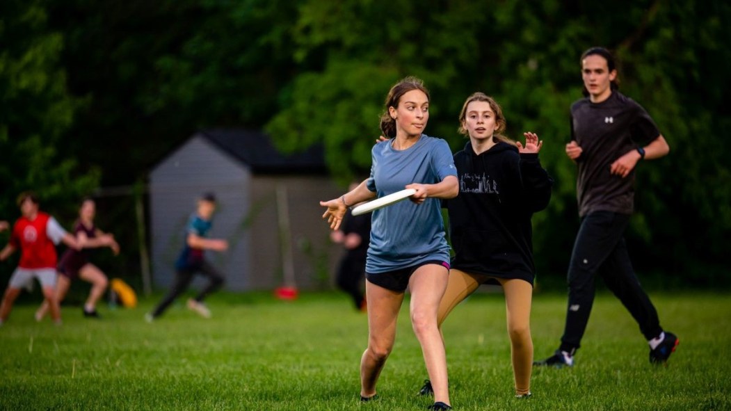 Ultimate frisbee