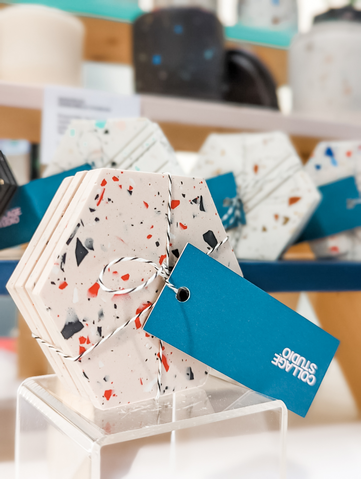 Le march&eacute; d&rsquo;automne du Collectif Cr&eacute;atif Montr&eacute;al est un rendez-vous incontournable pour les adeptes de design et d&rsquo;achat local. Photo&nbsp;:&nbsp;Mel&nbsp;Serangelo