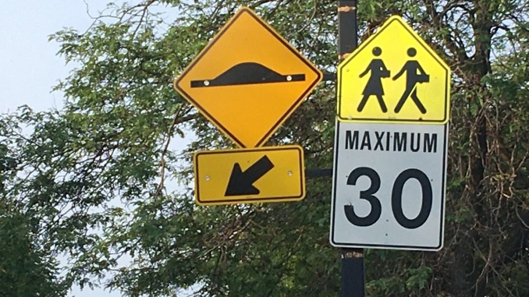 Une activité de prévention contre la vitesse en zone scolaire à Notre-Dame-de-Grâce