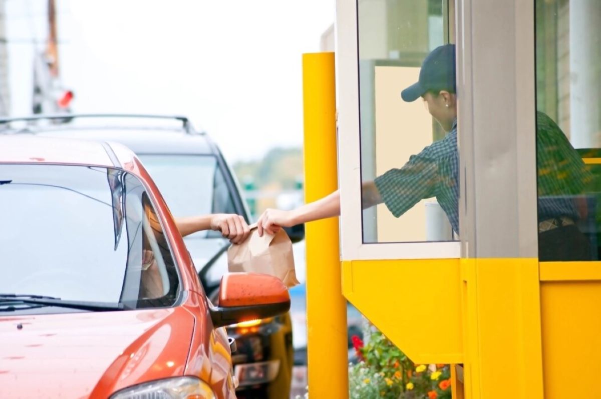 Service à l'auto