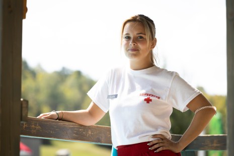 Camille Felton incarne Annette dans C&oelig;ur de slush