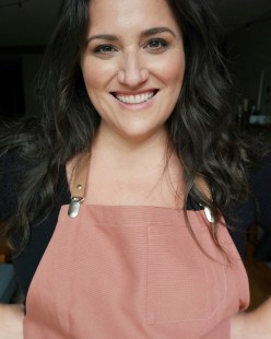 La chef v&eacute;gane Caroline Huard, alias Loounie, est l&rsquo;ambassadrice de cette neuvi&egrave;me &eacute;dition du Festival v&eacute;gane de Montr&eacute;al. Photo fournie par le Festival v&eacute;gane de Montr&eacute;al