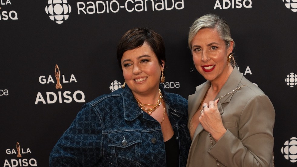 Ariane Moffat et sa conjointe au gala de l'ADISQ