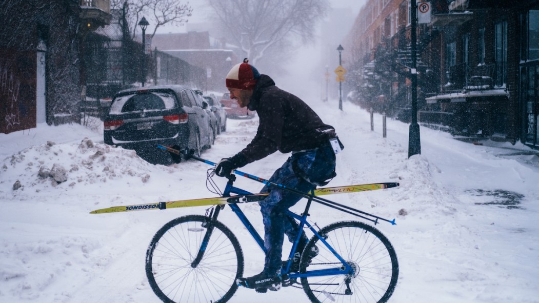 Faire du vélo l'hiver à Montréal
