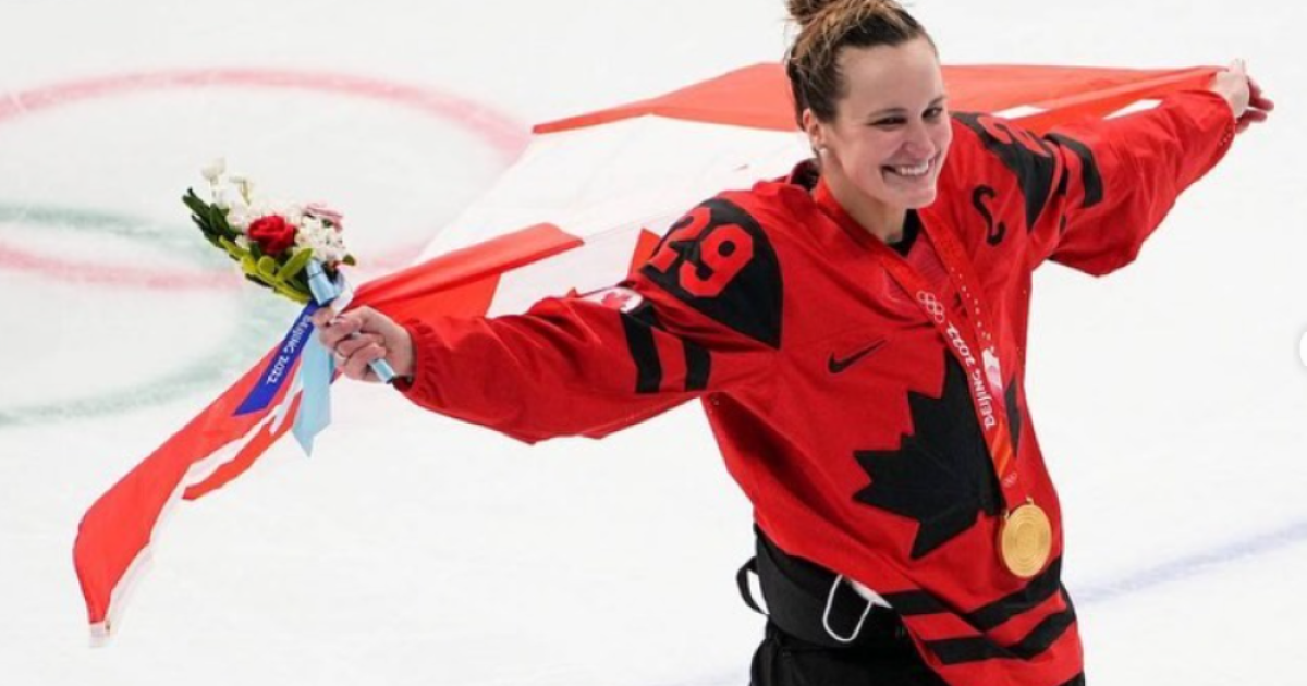 Marie-Philip Poulin nommée l’athlète de l’année au Canada